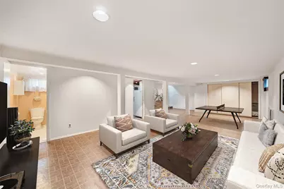 254 N Richmond Avenue, Massapequa, NY 11758 - Photo 28