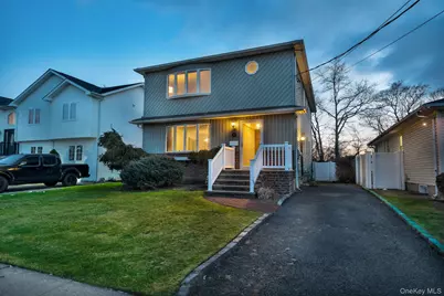 254 N Richmond Avenue, Massapequa, NY 11758 - Photo 2