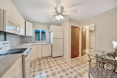 254 N Richmond Avenue, Massapequa, NY 11758 - Photo 4