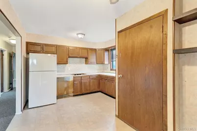 254 N Richmond Avenue, Massapequa, NY 11758 - Photo 18