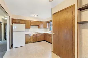 254 N Richmond Ave, Massapequa, NY 11758 - Photo 18