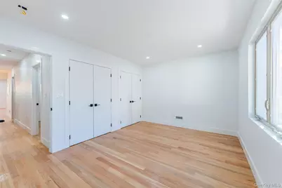 4634 211th Street, Bayside, NY 11361 - Photo 22