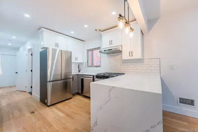 4634 211th Street, Bayside, NY 11361 - Photo 20