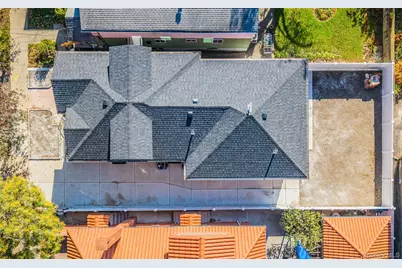 4634 211th Street, Bayside, NY 11361 - Photo 28