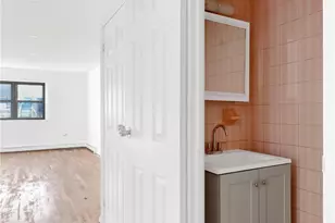 559 Cleveland St, Brooklyn, NY 11208 - Photo 10