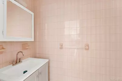 559 Cleveland Street, Brooklyn, NY 11208 - Photo 12