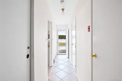 6 Hillview Court, Commack, NY 11725 - Photo 26