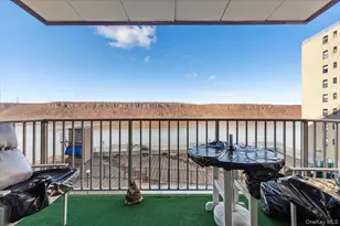 1085 Warburton Ave, Yonkers, NY 10701 - Photo 12