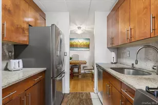 1085 Warburton Ave, Yonkers, NY 10701 - Photo 6