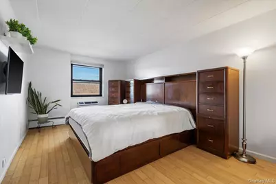 1085 Warburton Ave #304, Yonkers, NY 10701 - Photo 10