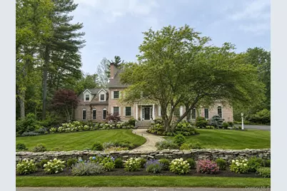 17 Stonegate Drive, Hyde Park, NY 12538 - Photo 2