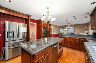 17 Stonegate Dr, Hyde Park, NY 12538 - Photo 8