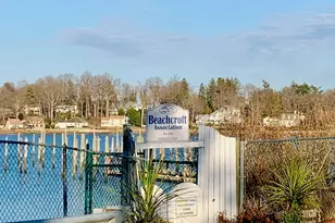 7 Landing Rd, Huntington, NY 11743 - Photo 42