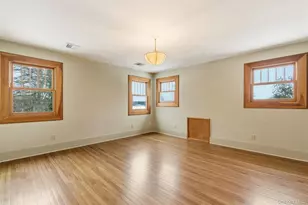 7 Landing Rd, Huntington, NY 11743 - Photo 16