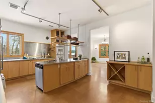 7 Landing Rd, Huntington, NY 11743 - Photo 12