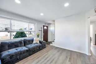 455 N Hamilton Ave, Lindenhurst, NY 11757 - Photo 8