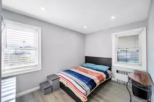 455 N Hamilton Ave, Lindenhurst, NY 11757 - Photo 18