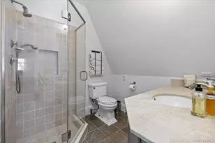 102 Sea Cliff Ave, Sea Cliff, NY 11579 - Photo 32