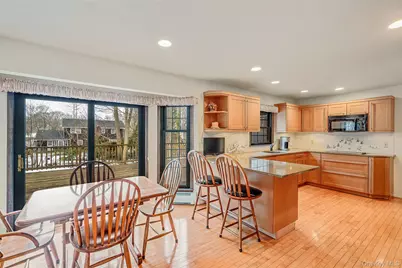 10 Penelope Drive, East Setauket, NY 11733 - Photo 18