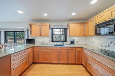 10 Penelope Drive, East Setauket, NY 11733 - Photo 16