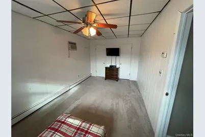 413 37th Street, Lindenhurst, NY 11757 - Photo 10