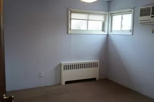 413 37th St, Lindenhurst, NY 11757 - Photo 12