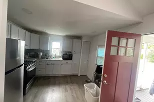 8 Hideaway Ln, Marlboro, NY 12542 - Photo 2