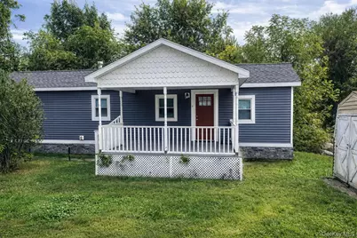 8 Hideaway Lane #4, Marlboro, NY 12542 - Photo 1