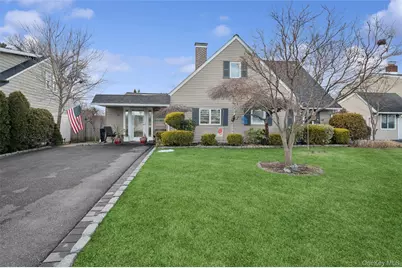 14 March Lane, Westbury, NY 11590 - Photo 2