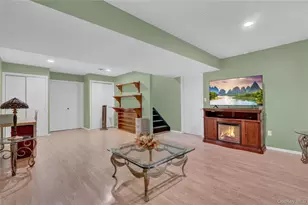 67 Warwick Dr, Massapequa, NY 11758 - Photo 22