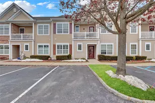 67 Warwick Dr, Massapequa, NY 11758 - Photo 2