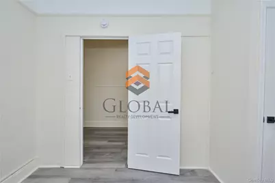 865 E 215th Street, Bronx, NY 10467 - Photo 8