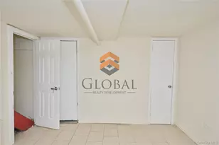 865 E 215th St, Bronx, NY 10467 - Photo 40