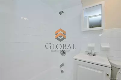 865 E 215th Street, Bronx, NY 10467 - Photo 48