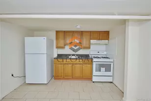 865 E 215th St, Bronx, NY 10467 - Photo 42