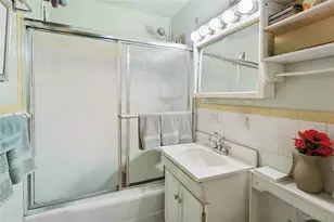 25 Neptune Blvd, Long Beach, NY 11561 - Photo 14