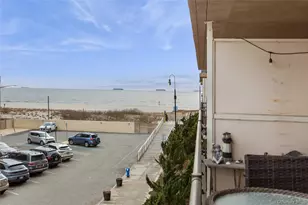 25 Neptune Blvd, Long Beach, NY 11561 - Photo 26