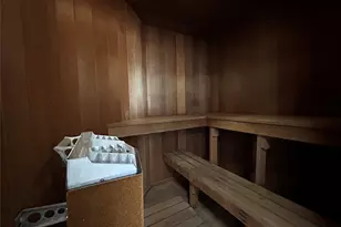 10 Cottage Pl, White Plains, NY 10601 - Photo 26