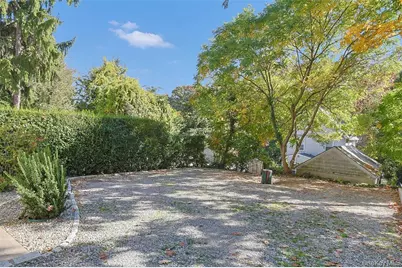 168 Parkview Avenue #2, Bronxville, NY 10708 - Photo 10