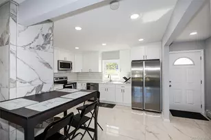 17 Windmill Ln, Levittown, NY 11756 - Photo 12