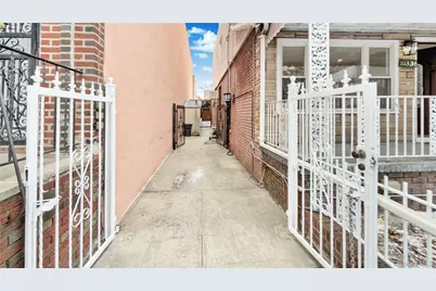 10334 110th Street, Richmond Hill, NY 11419 - Photo 44