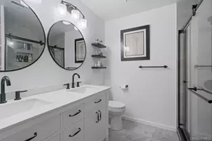 824 Birchwood Park Dr, Middle Island, NY 11953 - Photo 16