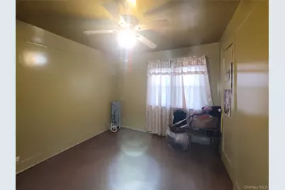 10934 125th Street, Jamaica, NY 11420 - Photo 8