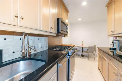 90 Schenck Avenue #3P, Great Neck, NY 11021 - Photo 12