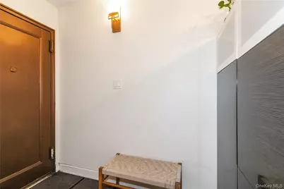 90 Schenck Avenue #3P, Great Neck, NY 11021 - Photo 4