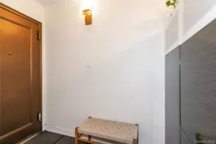 90 Schenck Ave, Great Neck, NY 11021 - Photo 4