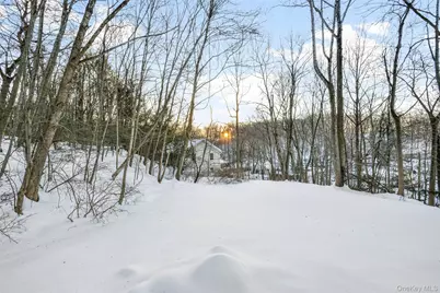 102 Ridge Road, Cortlandt Manor, NY 10567 - Photo 34