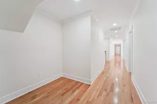 219 Mile Square Rd, Yonkers, NY 10701 - Photo 36