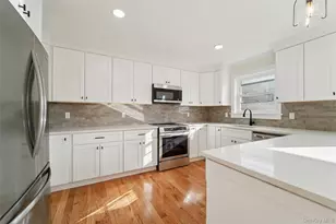 219 Mile Square Rd, Yonkers, NY 10701 - Photo 10