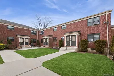 74-22 220th #Lower, Oakland Gardens, NY 11364 - Photo 2